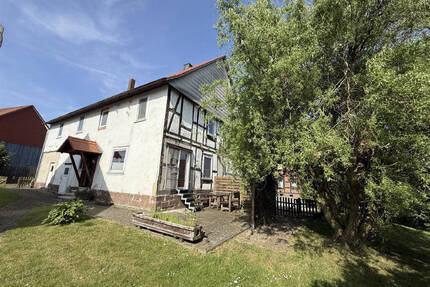 Fachwerkhaus mit viel Platz und Garten in Schöneberg-Hofgeismar!