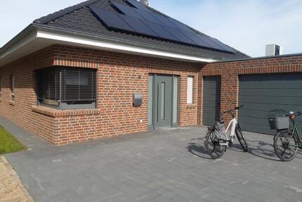 Moderner Bungalow zu vermieten - 1.150,00&nbsp;EUR Kaltmiete, ca.&nbsp; 115,00&nbsp;m&sup2; in Hopsten (PLZ: 48496)