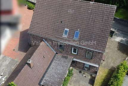 Haus zum Kaufen in Lemgo 299.900,00 € 293 m²