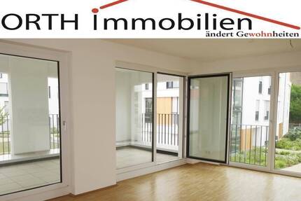 Bodentiefe Fenster - sehr helle, repräsentative 2 Zimmer Wohnung mit Einbauküche und Loggia - Mönchengladbach Stadtmitte