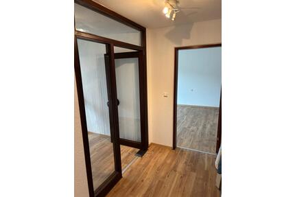 Einliegerwohnung 3 Zimmer - 950,00&nbsp;EUR Kaltmiete, ca.&nbsp; 80,00&nbsp;m&sup2; in Fichtenberg (PLZ: 74427)