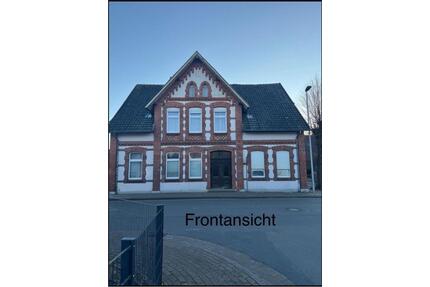 Mehrfamilienhaus in zentraler Lage - Uchte