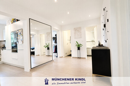 ***Einziehen und wohlfühlen – Hochwertig kernsanierte 4-Zimmer-Wohnung mit Balkon*** - München