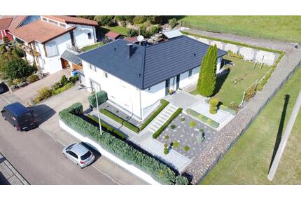 Großzügiges Einfamilienhaus mit Garage in Nünschweiler, Provision - Höheinöd