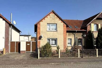 Haus zum Kaufen in Sandersdorf-Brehna 50.000,00 € 101.6 m²