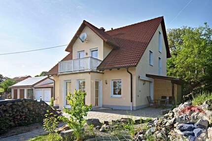 Traumlage - Modernes Einfamilienhaus mit großem Garten - Marxheim Lechsend