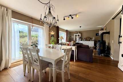 Haus zum Kaufen in Hebertsfelden 369.000,00 € 114.07 m²