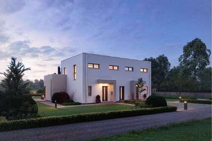 Haus zum Kaufen in Ronneburg 361.409,00 € 204 m²