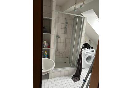 Helle 2 Zimmerwohnung in Zentraler City Lage in Essen mit Balkon