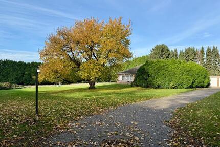 Gepflegter Bungalow mit großem Grundstück, Vollkeller, Sauna - Wesel Fusternberg
