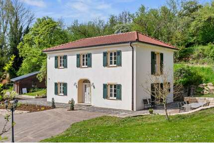 Haus zum Kaufen in Bitburg 1.125.000,00 € 161 m²