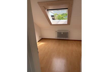 Lichtdurchflutete Dachgeschosswohnung 3 Zimmer Waldshut-Tiengen
