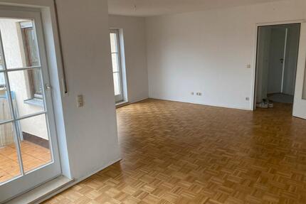 Moderne 2 Zimmer Wohnung + Küche inkl. E-Geräte + PKW Stellplatz - Leegebruch