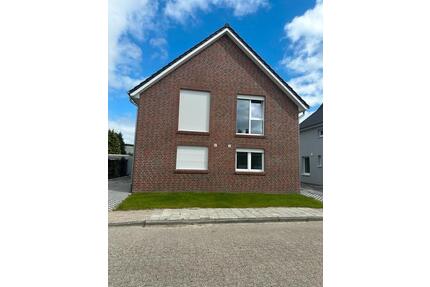 Neubau 3 Zimmer Doppelhaushälfte zum 01.06.2026 - Varel