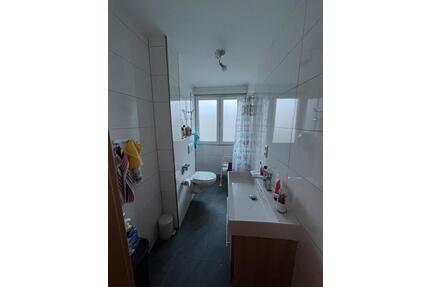 2,5 Zimmer 56qm2 Fußbodenheizung Barrierefreie Dusche - Gelsenkirchen Gelsenkirchen-Nord