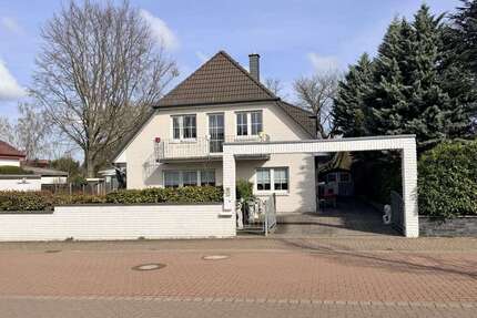 Haus zum Kaufen in Laatzen 687.500,00 € 218.19 m²