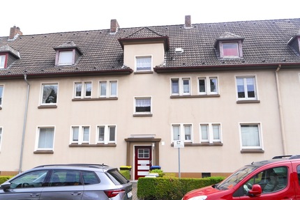 DU, 4.5 Zi. auf zwei Etagen, 2 Keller, eigener Garten - Duisburg Bissingheim