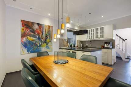 Saniertes Juwel in GV-Gustorf! Hier beginnt das Leben mit der Familie - Grevenbroich