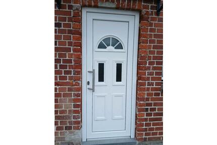 Mietwohnung - 700,00&nbsp;EUR Kaltmiete, ca.&nbsp; 32,00&nbsp;m&sup2; in Ahrensbök (PLZ: 23623)