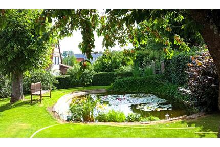 Einfamilienhaus mit Wintergarten und Einliegerwohnung - Adelsdorf