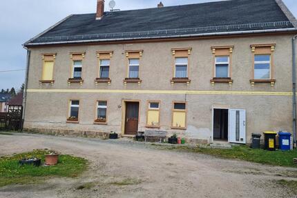 Haus mit großem Grundstück - 150.000,00&nbsp;EUR Kaufpreis, ca.&nbsp; 240,00&nbsp;m&sup2; in Werdau (PLZ: 08412)