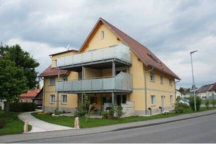 Wohnen in Salem-Neufrach - 750,00&nbsp;EUR Kaltmiete, ca.&nbsp; 75,00&nbsp;m&sup2;&nbsp;Wohnfl&auml;che in Salem (PLZ: 88682) Neufrach