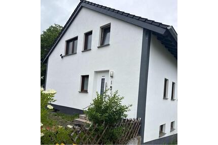Einfamilienhaus - 450.000,00&nbsp;EUR Kaufpreis, ca.&nbsp; 290,00&nbsp;m&sup2; in Kalbach (PLZ: 36148)