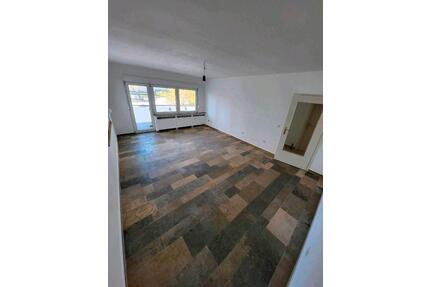 Osnabrück Wohnung 3 Zi, Balkon, Parkplatz, auch für WG od Gewerbe - Belm