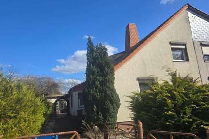 Haus zum Kaufen in Bitterfeld-Wolfen 69.000,00 € 100 m²