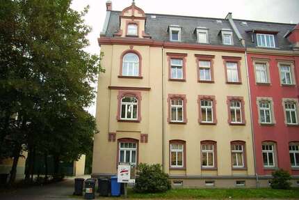 Ab 01.07.26!! Gemütliche kleine 2 Raum Dachwohnung mit Südbalkon - Zwickau Pölbitz
