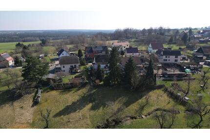 beziehbares Einfamilienhaus in ruhiger Dorflage nahe Hermsdorf, Preis VB