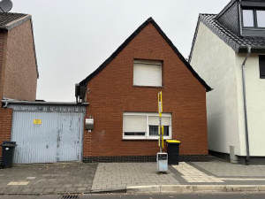 --Verkauft-- Mehrgenerationen Wohnen Arbeiten! - Jüchen - Gierath