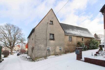 Grundstück mit Altbestand in ruhiger Lage von Dorfhain - Potenzial für Neubebauung oder Erweiterung