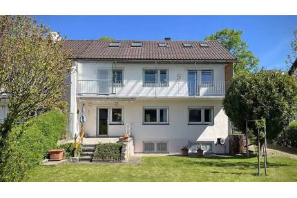 Zweifamilienhaus mit großem Grundstück und viel Potenzial - Freiburg i. Br. / Haslach
