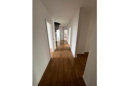 Geräumige 4-Zimmer Wohnung in Garbsen