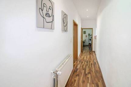 Denkmalgeschützte 3-Zimmer-Altbauwohnung in Hannover-List - leer ab dem 01.08.