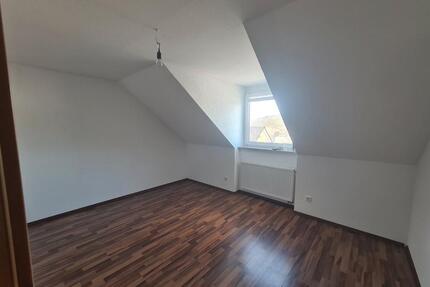 Doppelhaushälfte, Grundstück, Carport und Stellplatz zur Miete - Arnsberg Rusch