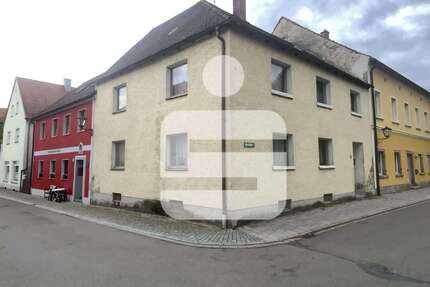 Haus zum Kaufen in Oberviechtach 175.000,00 € 180 m²