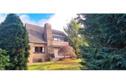 Einfamilienhaus in Dinslaken - 670.000,00&nbsp;EUR Kaufpreis, ca.&nbsp; 270,00&nbsp;m&sup2; in Dinslaken (PLZ: 46537) Lohberg