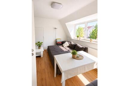 Modernisierte 2,5-Zimmer-Eigentumswohnung mit Stellplatz - Bielefeld Brackwede