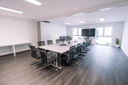 Barrierefreies Premium-Einzelbüro in Koblenz - All-Inclusive, sofort startklar