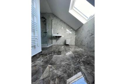 NEUsanierte 3 ZKB Wohnung inkl Terrasse am Markplatz - Edenkoben