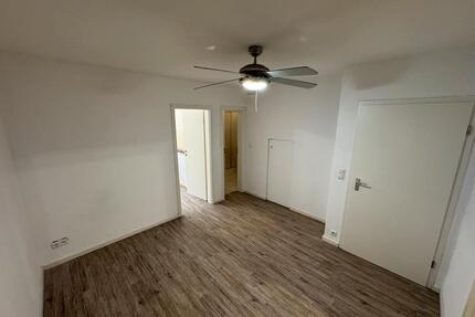 *RAUNHEIM* 2 Zimmer Souterrain-Wohnung zu vermieten