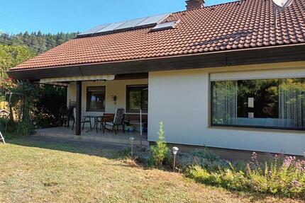 Haus mit Garten, Einfamilienhaus, Hausen im Wiesental