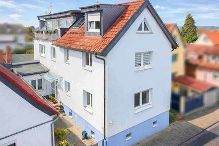 Haus zum Kaufen in Schöneck 565.000,00 € 230.24 m²