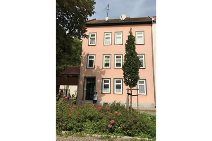 HAUS in BAD LANGENSALZA 3 ETAGEN, KELLER, DACHBODEN, HOF 75.000 €