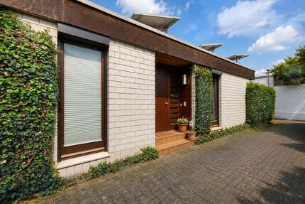 Haus zum Mieten in Weinheim 1.750,00 € 148 m²