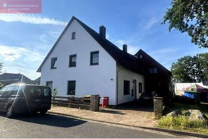 Haus zum Kaufen in Wunstorf 396.000,00 € 230 m²