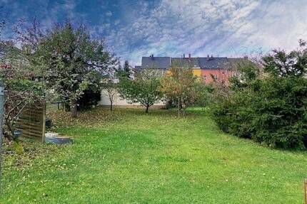 Ein toller Platz zum Bauen. - 49.000,00&nbsp;EUR Kaufpreis, ca.&nbsp; 0,00&nbsp;m&sup2; in Schöneck (PLZ: 08261)