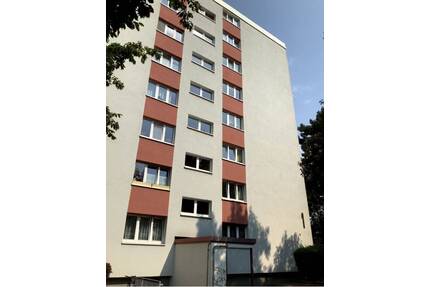 Schöne 4-Zimmer-Wohnung mit Balkon zu vermieten! - Frankfurt am Main Bonames